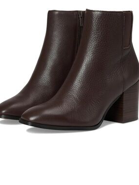 Vionic Vynn Heeled Ankle Bootie Size 12 Wide Brown Leather NWOB Casual
